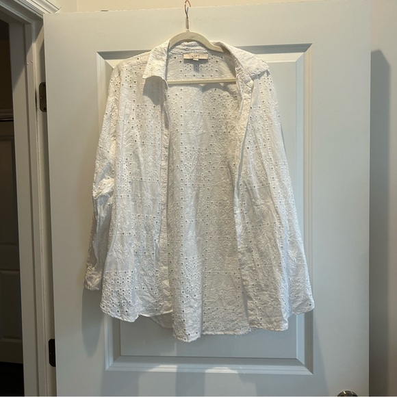 Loft eyelet button down - Picture 1 of 2